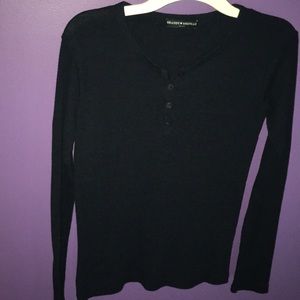 Brandy Melville long sleeve tee